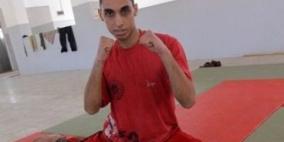 غزة: شرطي يتلقى دعوة للاحتراف الرياضي بفرنسا