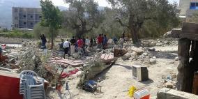 الاحتلال يهدم مطعما سياحيا ومعملا في سبسطية