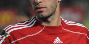 أبوتريكه يأم المنتخب الأولمبي المصرى في صلاة التراويح بلندن