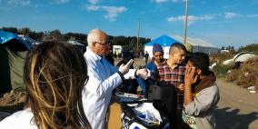 تجمع الاطباء الفلسطينيين في مخيم كاليه  يقدم  المساعدة للاجئين على الحدود الفرنسية البريطانية