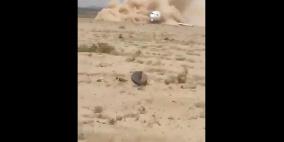 بالفيديو .. هبوط طائرة بدون إطارات على الرمال في إيران