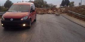 بالصور: الاحتلال يغلق قرية ياسوف بالسواتر الترابية