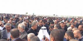الآلاف يشاركون في تشييع جثمان الشهيد ابو القيعان
