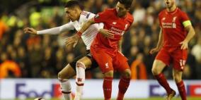 أسطورة مانشستر يونايتد ينتقد الفريق عقب السقوط أمام ليفربول