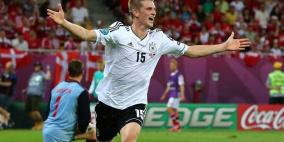 هولندا تودع اليورو من الباب الصغير.. والماكينات الألمانية بالامتياز كالعادة