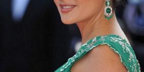 سلمى حايك تقاضي صناع مسلسل مصري