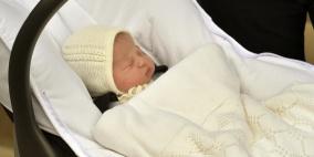 تعميد شارلوت ابنة وليام بمياه نهر الأردن في 5 يوليو