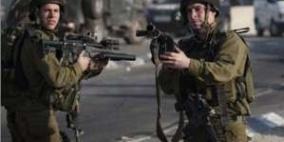 الاحتلال يسلم شابين من بيت لحم استدعاءين لمخابراته