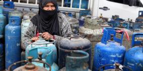 الأزمة تحتد .. الاحتلال يسمح بدخول نصف ما تحتاج غزة من غاز طهي