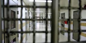 وفاة موقوف من الظاهرية لدى شرطة الاحتلال