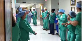 بالفيديو: حفلة رقص لمريضة بالسرطان قبل دخول غرفة العمليات