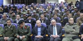 جامعة الخليل تحتفل بتخريج دورة الضباط "أمن المعلومات الالكترونية"