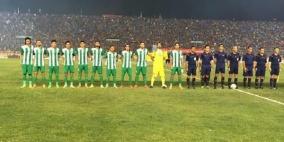 "كرة قدم" تجمع آلاف العراقيين وتتحدى داعش
