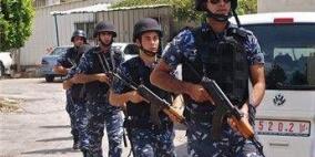 الشرطة تفض شجاراً و تلقي القبض على 38 شخص في نابلس