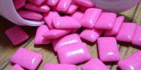 مضغ اللبان يؤدى إلى انتفاخ البطن