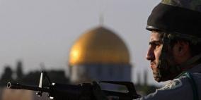 الاحتلال يُحوّل القدس لثكنة عسكرية ويحاصر الأقصى