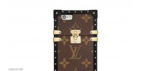 أغطية آيفون يوازي سعرها ثمن 7 أجهزة