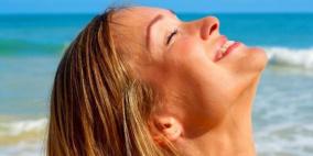 ‫أشعة الشمس تؤذي الشعر