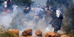 قوات الاحتلال تقمع مسيرة نعلين السلمية