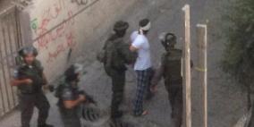 قوات الاحتلال تداهم قرية العيساوية و تعتقل شاباً من القرية