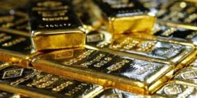 الذهب يتراجع