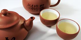 الشاي الأخضر مصدر مهم لإنتاج عقاقير جديدة لعلاج السرطان