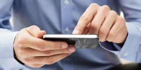 دراسة تكشف عن أخطر 10 عادات لمستخدمي الهواتف الذكية