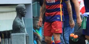 صحيفة كتالونية تكشف مدة غياب ألفيس بسبب الإصابة