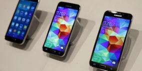 مبيعات هاتف سامسونغ غالاكسي S5 مازالت تحاول اللحاق بآبل آي فون 5S