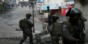 إصابة شابين برصاص الاحتلال على مدخل الجلزون