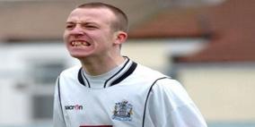 لاعب إيرلندي يحرض على هدم مساجد بريطانيا