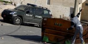 إصابة رضيعة وعشرات المواطنين خلال مواجهات عنيفة في العيسوية