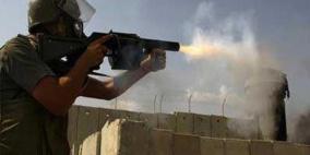 الاحتلال يفتح النار على مواطنين رفعوا علم فلسطين على السياج الفاصل شرق خانيونس