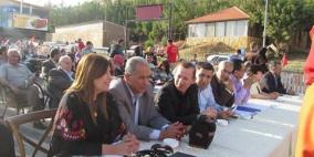 منتدى المنارة وبلدية نابلس يُنظمان مهرجاناً شعرياً