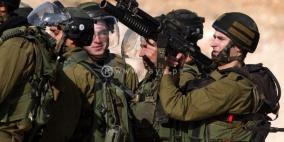 قوات الاحتلال تمنع المواطنين من حراثة أراضيهم في جالود