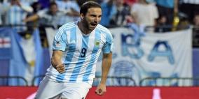 رسمياً: هيجوايين يكمل انتقاله إلى يوفنتوس