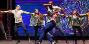 تخريج طلبة مدرسة الدبكة في افتتاح مهرجان فلسطين الدولي