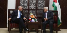 رام الله: الرئيس محمود عباس يلتقي وزير الخارجية الفرنسي فابيوس