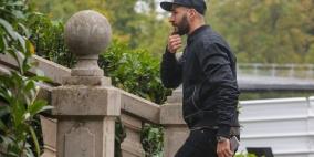 محامي بنزيما يوضح ملابسات استجوابه لدى الشرطة