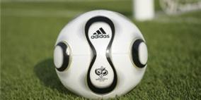 العميد يتوج بلقب دوري الشباب