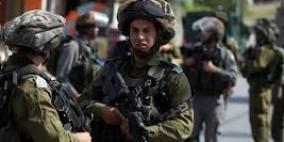 الاحتلال يعتقل ستة مواطنين من الخليل