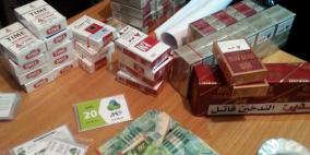 الخليل: الشرطة تقبض على 5 أشخاص بتهمة سرقة محل تجاري