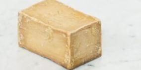 أهم الأسباب التي تجعلك تستخدمي صابون الغار