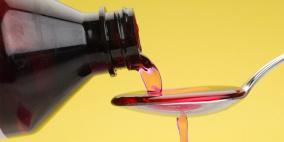 الأطباء يؤكدون أن أدوية السعال "إهدار للمال" والأفضل الليمون والعسل