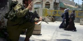 الاحتلال يعتقل شابين من الخليل وترقوميا