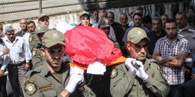 مراسم عسكرية لتشييع جثمان الأسير المحرر أحمد جباره "ابو السكر"  في مجمع فلسطين الطبي في رام الله