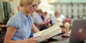 بكتيريا لائحة المأكولات أكثر منها في كرسي الحمام