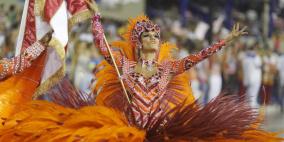 البرازيل  تحتفل بمهرجان "السامبا"