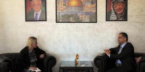 وزير الاتصالات يناقش سبل التعاون مع القنصل السويدي في فلسطين