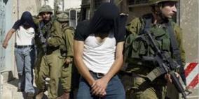 قوات الاحتلال تعتقل سبعة مواطنين من محافظة الخليل
